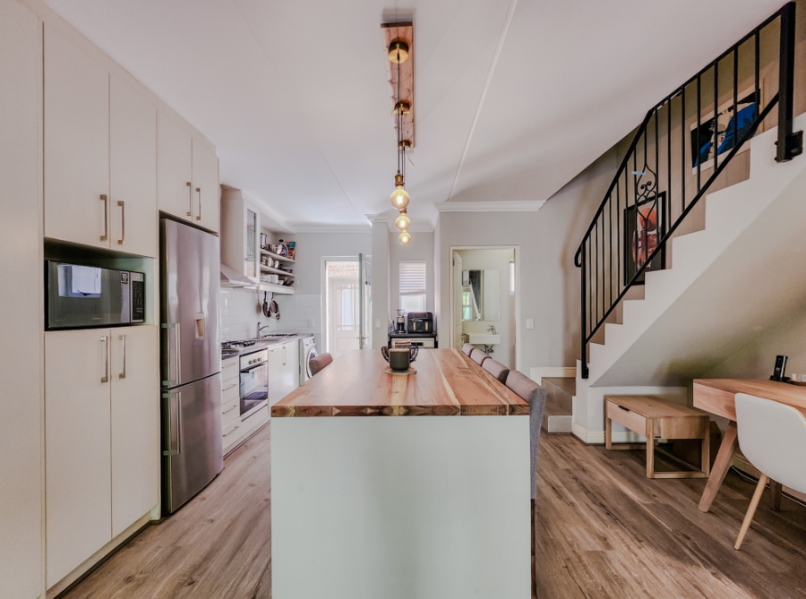 2 Bedroom Property for Sale in Nooitgedacht Village Western Cape